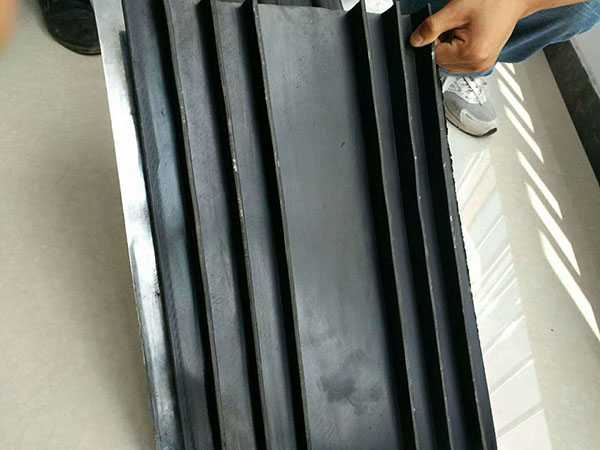 外貼式止水帶圖片4 外貼式止水帶圖片4